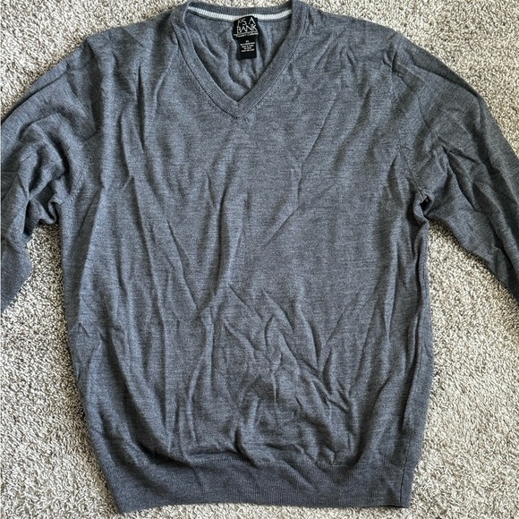 Jos A Bank Sweater - Picture 1 of 2